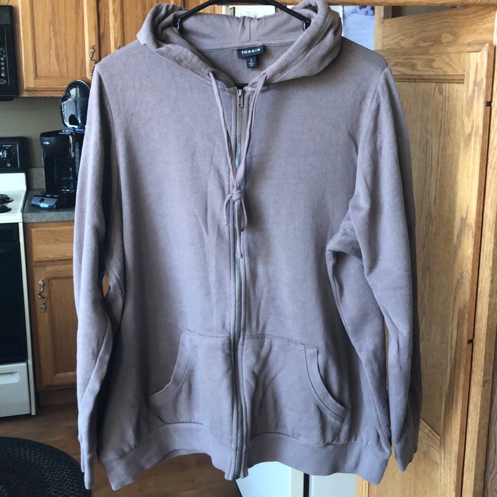 Women’s Torrid zip up hoodie